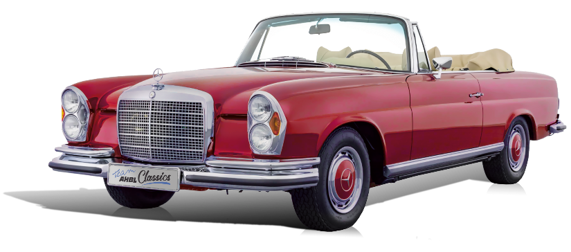 rotes Mercedes-Benz-Cabrio